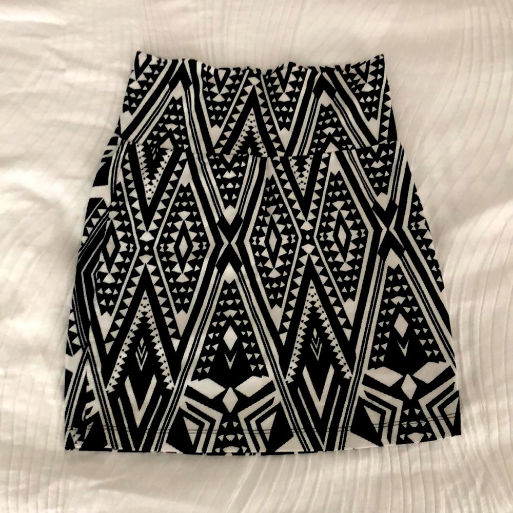 Printed high waisted skirt